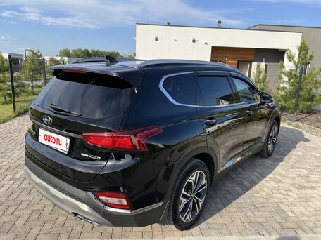 2019 Hyundai Santa Fe IV, чёрный, 3240000 рублей, вид 2