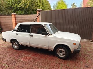2004 Lada (ВАЗ) 2107, белый, 190000 рублей, вид 1