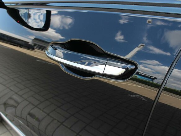 2025 Hongqi HS3, чёрный - вид 15