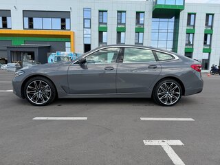 2021 BMW 6 серии Gran Turismo 630i xDrive IV (G32) Рестайлинг, серый, 5800000 рублей, вид 4