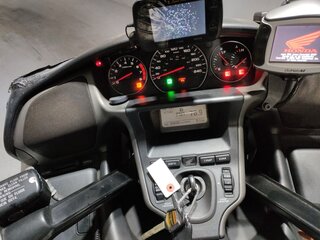 2007 Honda GL 1800 Gold Wing, белый, 878000 рублей, вид 5