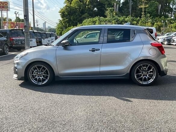 2022 Suzuki Swift V Рестайлинг, серый - вид 5