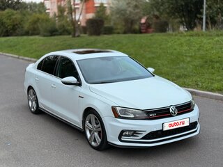 2015 Volkswagen Jetta GLI VI Рестайлинг, белый, 1650000 рублей, вид 3