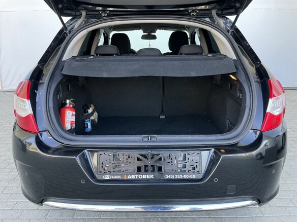 2011 Citroen C4 II, чёрный - вид 6