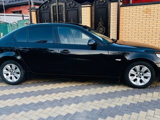2006 BMW 5 серии 525i V (E60/E61), чёрный, 860000 рублей, вид 2