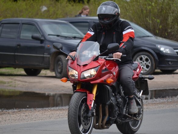 2006 Yamaha FZ1, красный, 470000 рублей - вид 11