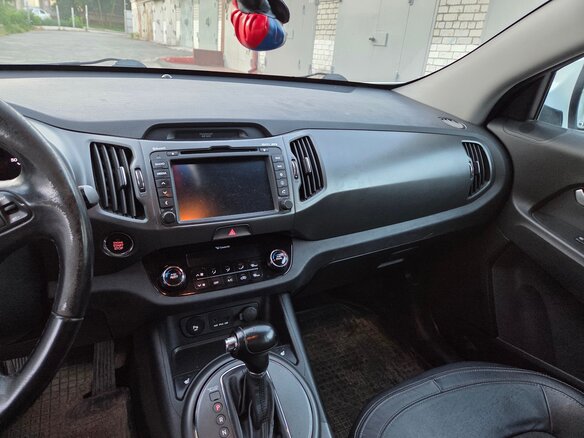 2013 Kia Sportage III, белый, 1150000 рублей - вид 18