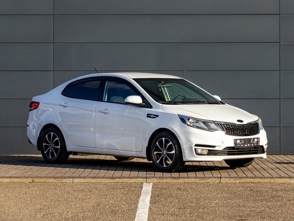 2016 Kia Rio III Рестайлинг, белый, 795000 рублей - вид 19