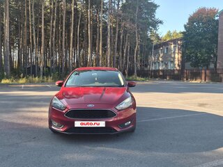 2016 Ford Focus III Рестайлинг, красный, 915000 рублей, вид 1