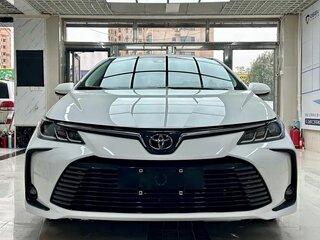2022 Toyota Corolla XII (E210), белый, 1320000 рублей, вид 2