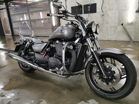 2014 Triumph Thunderbird Storm, серый, 1000000 рублей, вид 4