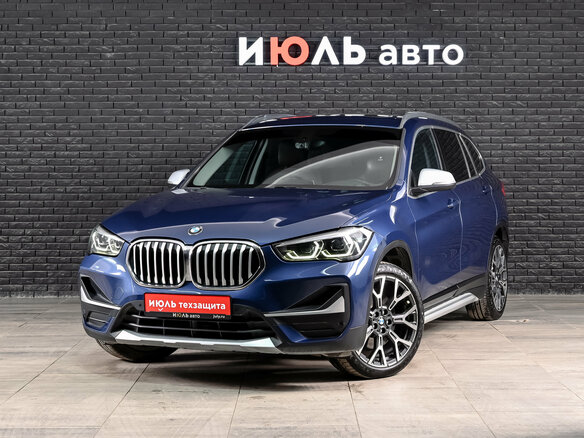 2021 BMW X1 20i xDrive II (F48) Рестайлинг, синий