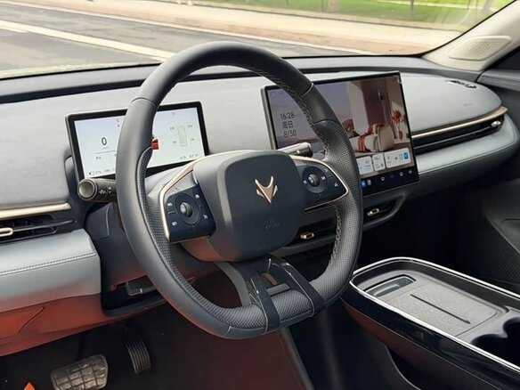 2026 Arcfox T1 42.3 kWh, зелёный, 1483000 рублей - вид 8