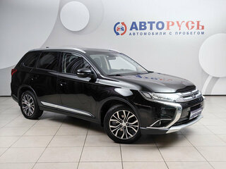 2018 Mitsubishi Outlander III Рестайлинг 3, чёрный, 1899000 рублей, вид 1
