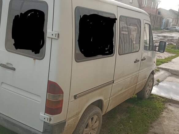 1995 Mercedes-Benz Sprinter, белый, 360000 рублей - вид 2