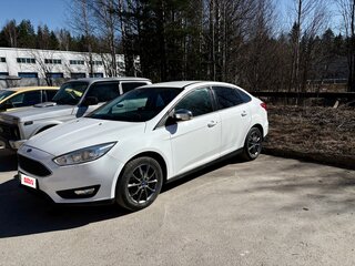 2015 Ford Focus III Рестайлинг, белый, 840000 рублей, вид 2