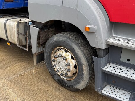 2014 Mercedes-Benz Axor, красный, 2950000 рублей, вид 3