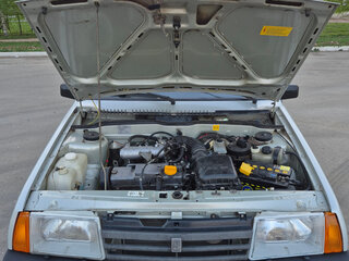 2004 Lada (ВАЗ) 21093i, серебристый, 349000 рублей, вид 3