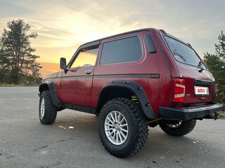 1996 Lada (ВАЗ) 2121 (4x4) I Рестайлинг, красный, 360000 рублей, вид 5