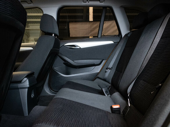 2012 BMW X1 18i I (E84), коричневый, 1050000 рублей - вид 9