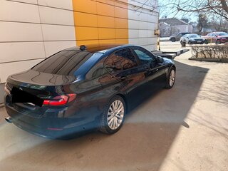 2011 BMW 5 серии 520d VI (F10/F11/F07), чёрный, 1600000 рублей, вид 4