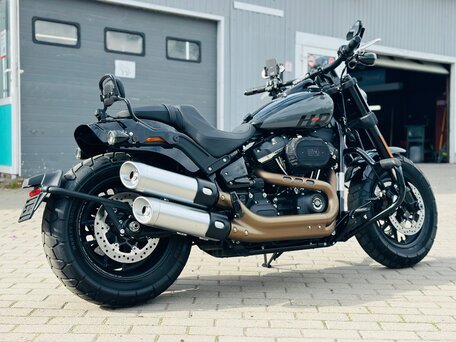 2023 Harley-Davidson Bad Boy, чёрный, 2030000 рублей, вид 4