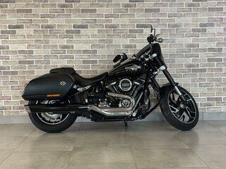 2019 Harley-Davidson Sport Glide, чёрный, 1370000 рублей, вид 1