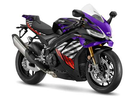 2026 Aprilia RSV4, фиолетовый, 2900000 рублей, вид 2