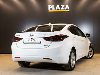 2013 Hyundai Elantra V (MD), белый, 1100000 рублей, вид 3