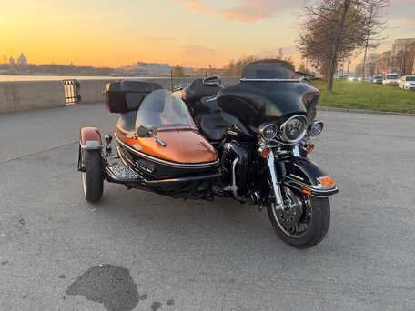2011 Harley-Davidson Electra Glide, чёрный, 1490000 рублей, вид 1