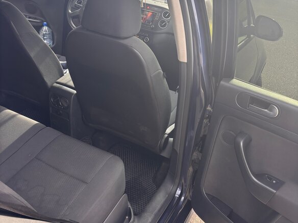 2013 Volkswagen Golf Plus II, синий, 600000 рублей - вид 15