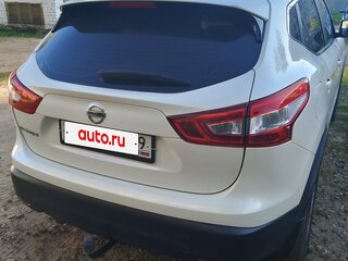 2017 Nissan Qashqai II, белый, 1450000 рублей, вид 2