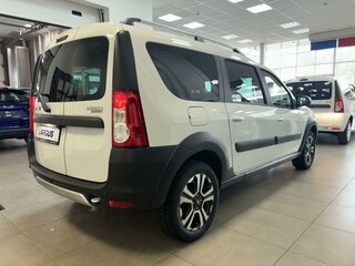 2026 Lada (ВАЗ) Largus Cross I Рестайлинг, белый, 2022000 рублей, вид 4