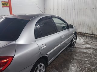 2004 Kia Rio I Рестайлинг, серебристый, 455000 рублей, вид 5