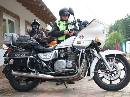 1999 Kawasaki KZ 1000, белый, 600000 рублей, вид 3