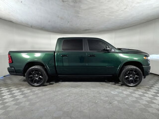 2026 Ram 1500 Crew Cab eTorque V Рестайлинг, зелёный, 8970672 рублей, вид 4