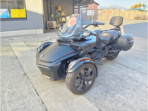 2016 BRP Can-Am Spyder, чёрный, 1280000 рублей - вид 4