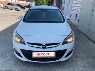 2014 Opel Astra J Рестайлинг, белый, 990000 рублей, вид 3