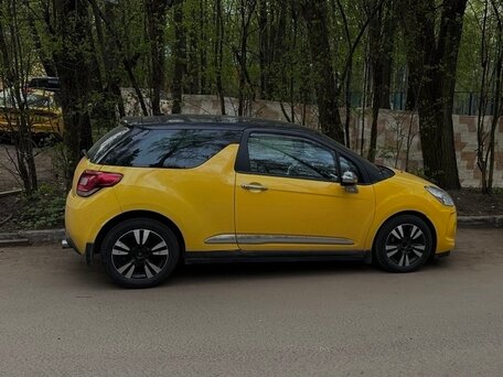 2010 Citroen DS3 I, жёлтый, 660000 рублей, вид 4