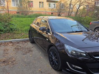 2014 Opel Astra J Рестайлинг, коричневый, 860000 рублей, вид 2