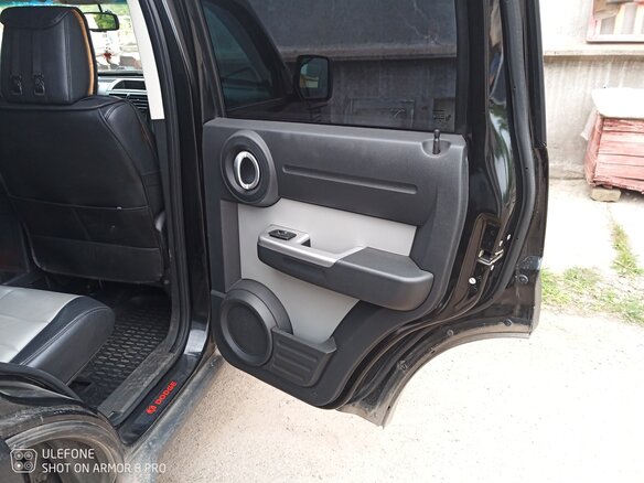 2007 Dodge Nitro, чёрный, 1100000 рублей - вид 15