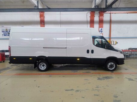2025 Iveco Daily, белый, 5500000 рублей, вид 5