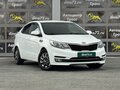 2016 Kia Rio III Рестайлинг, белый, 905000 рублей - вид 2