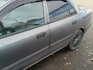 2003 Mitsubishi Carisma I Рестайлинг, серый, 220000 рублей, вид 4