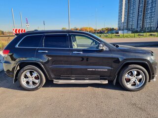 2013 Jeep Grand Cherokee IV (WK2) Рестайлинг, чёрный, 2650000 рублей, вид 4