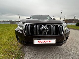 2017 Toyota Land Cruiser Prado 150 Series Рестайлинг 2, коричневый, 4250000 рублей, вид 4