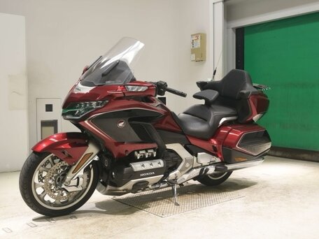 2010 Honda GL 1800 Gold Wing, красный, 1769000 рублей, вид 4