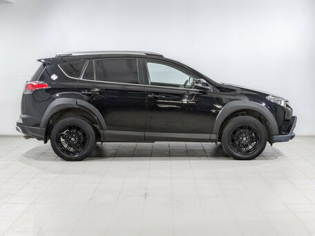 2018 Toyota RAV4 IV (XA40) Рестайлинг, чёрный, 2260000 рублей, вид 4