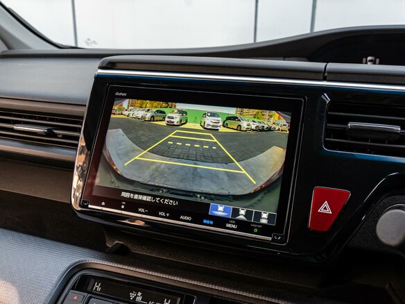 2021 Honda Stepwgn Spada V Рестайлинг, красный, 2650000 рублей - вид 14