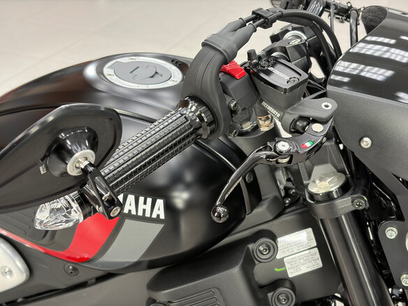 2022 Yamaha XSR125, чёрный, 950000 рублей - вид 11
